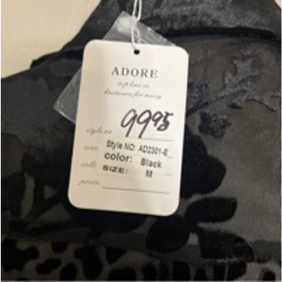 Nwt women’s medium velour blouse by Adore - Picture 6 of 7